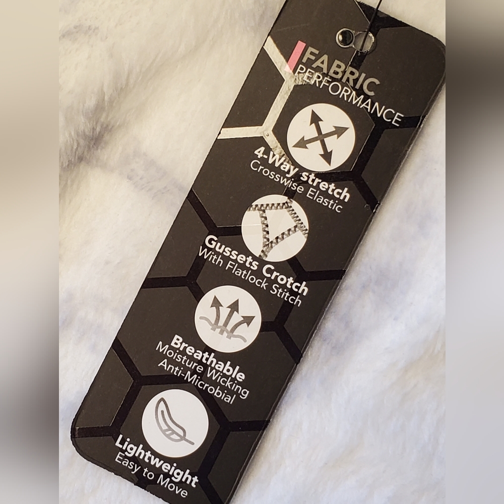 Active Queens Capri Yoga Pants - Picture 8 of 9